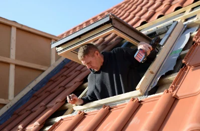 Pose de fenêtres de toit Velux à Leffonds